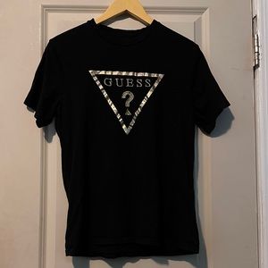 ⭐️Guess Classic Eco Logo Tee⭐️